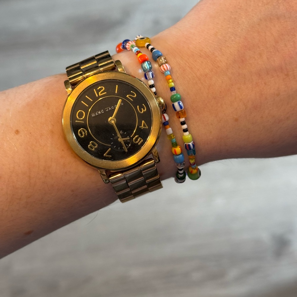 Marc Jacobs gold watch